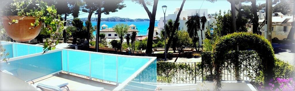 Apartamentos Petit Blau Peguera Bagian luar foto